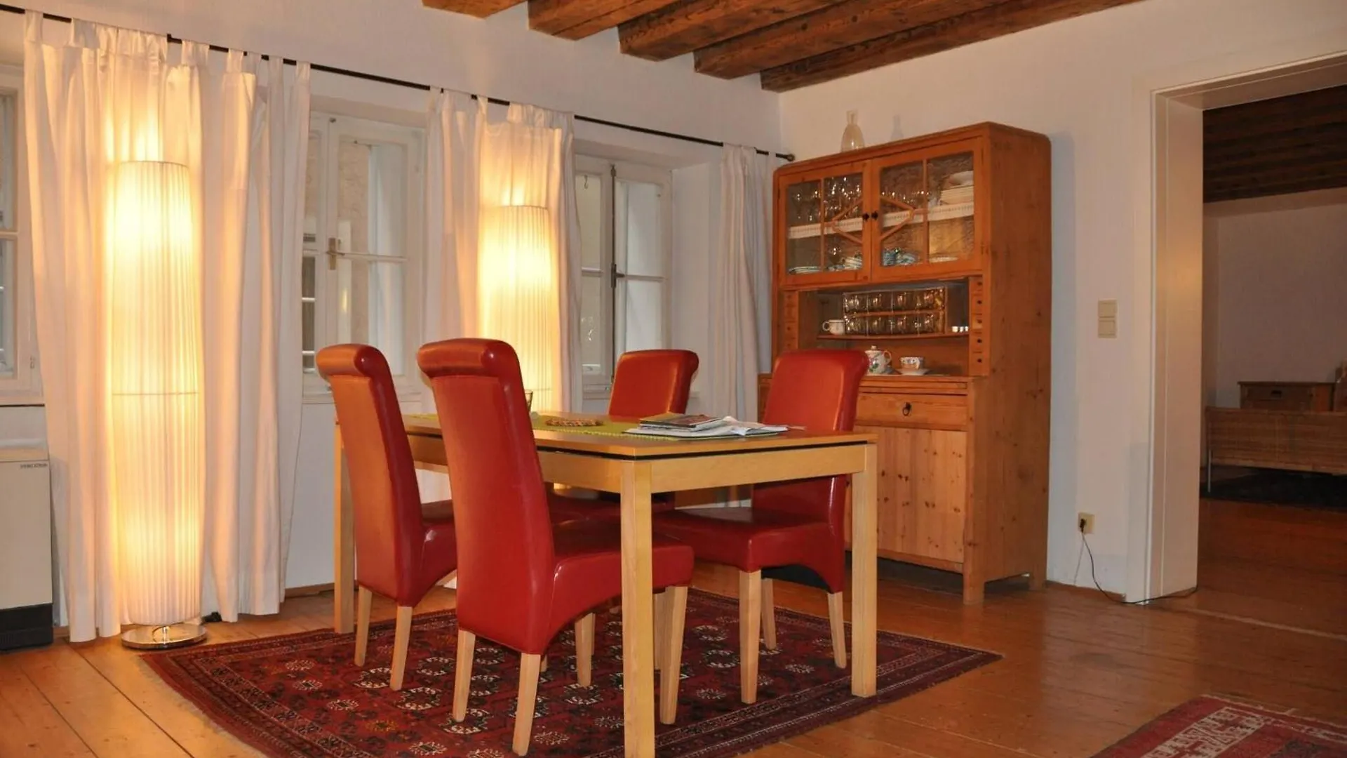 Romantic,Central Situated 75M2 Flat Salzburg 0*,
